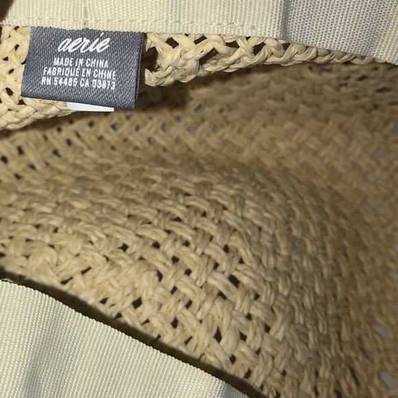 Aerie hat - Picture 2 of 2